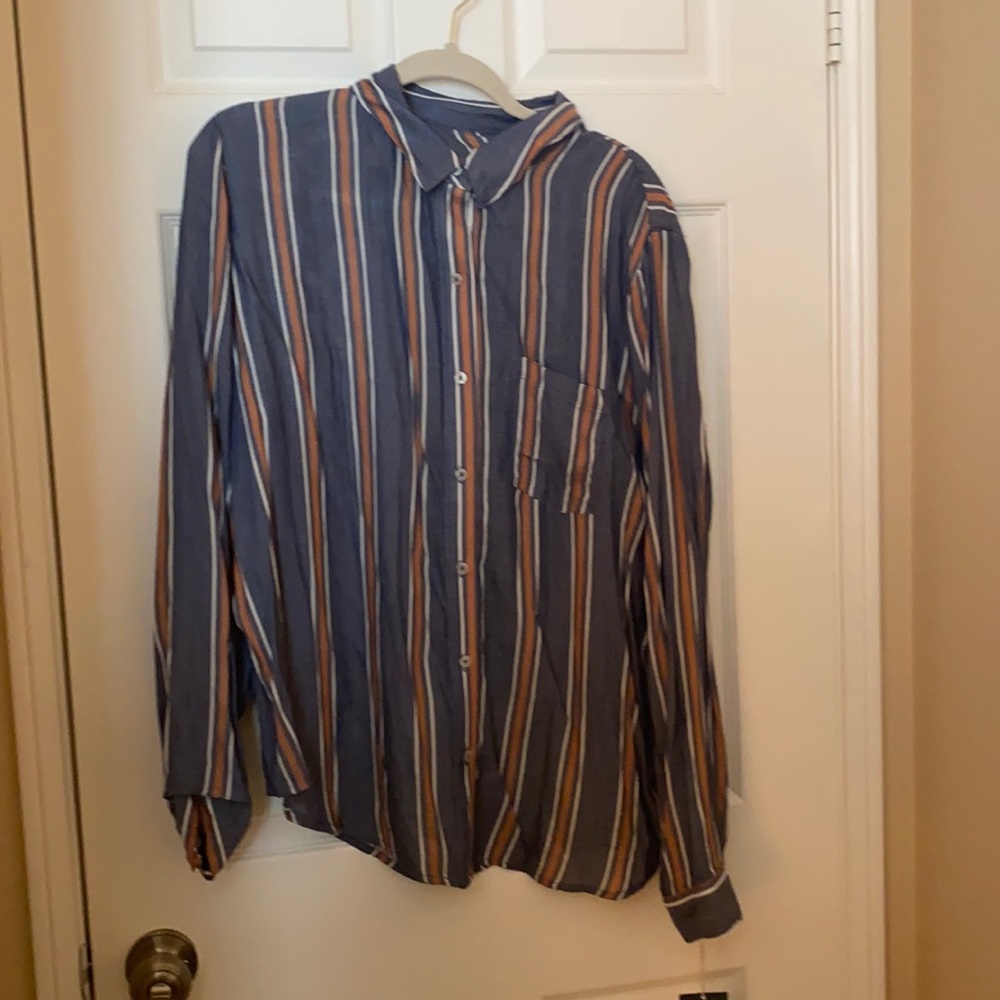 NWT universal thread top XXL